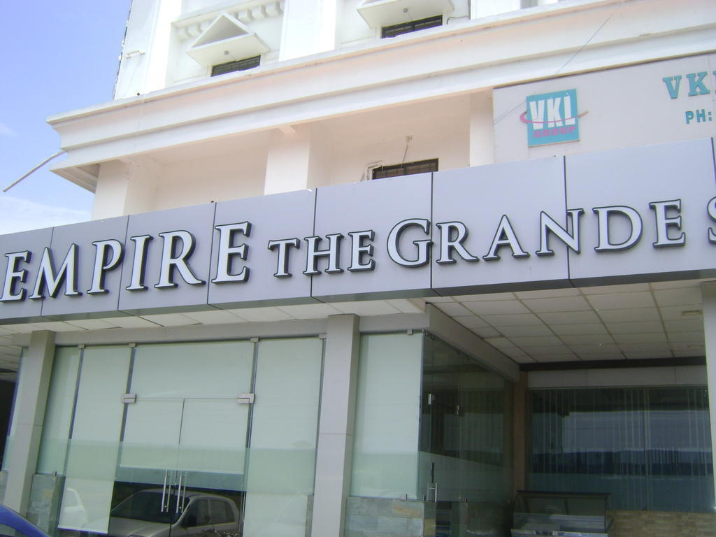 Kochi Empire The Grande Suites מראה חיצוני תמונה